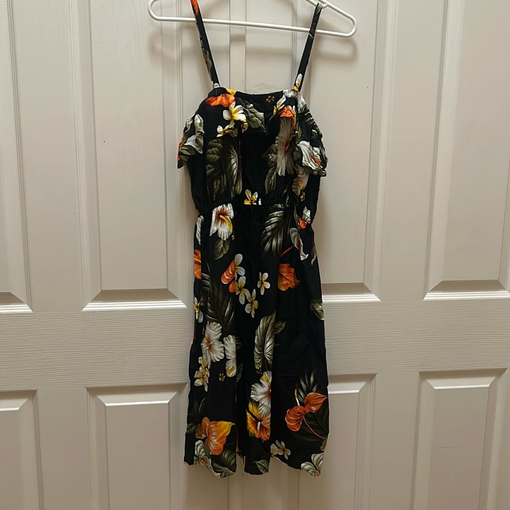 Hula bay Hawaiian dress